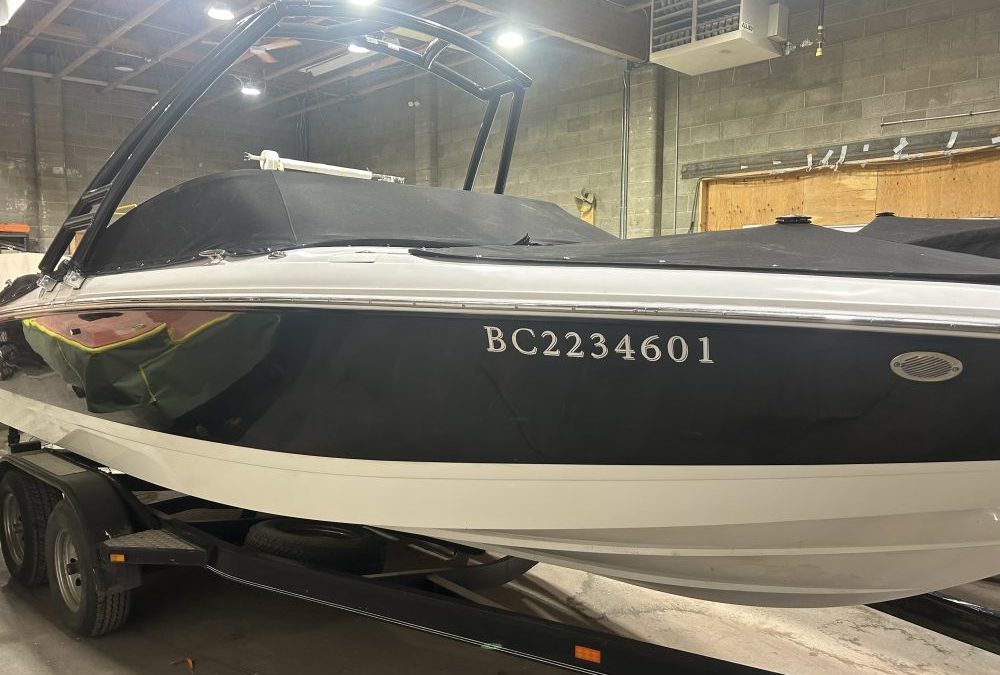2007 cobalt 220 – 22 foot bow-rider